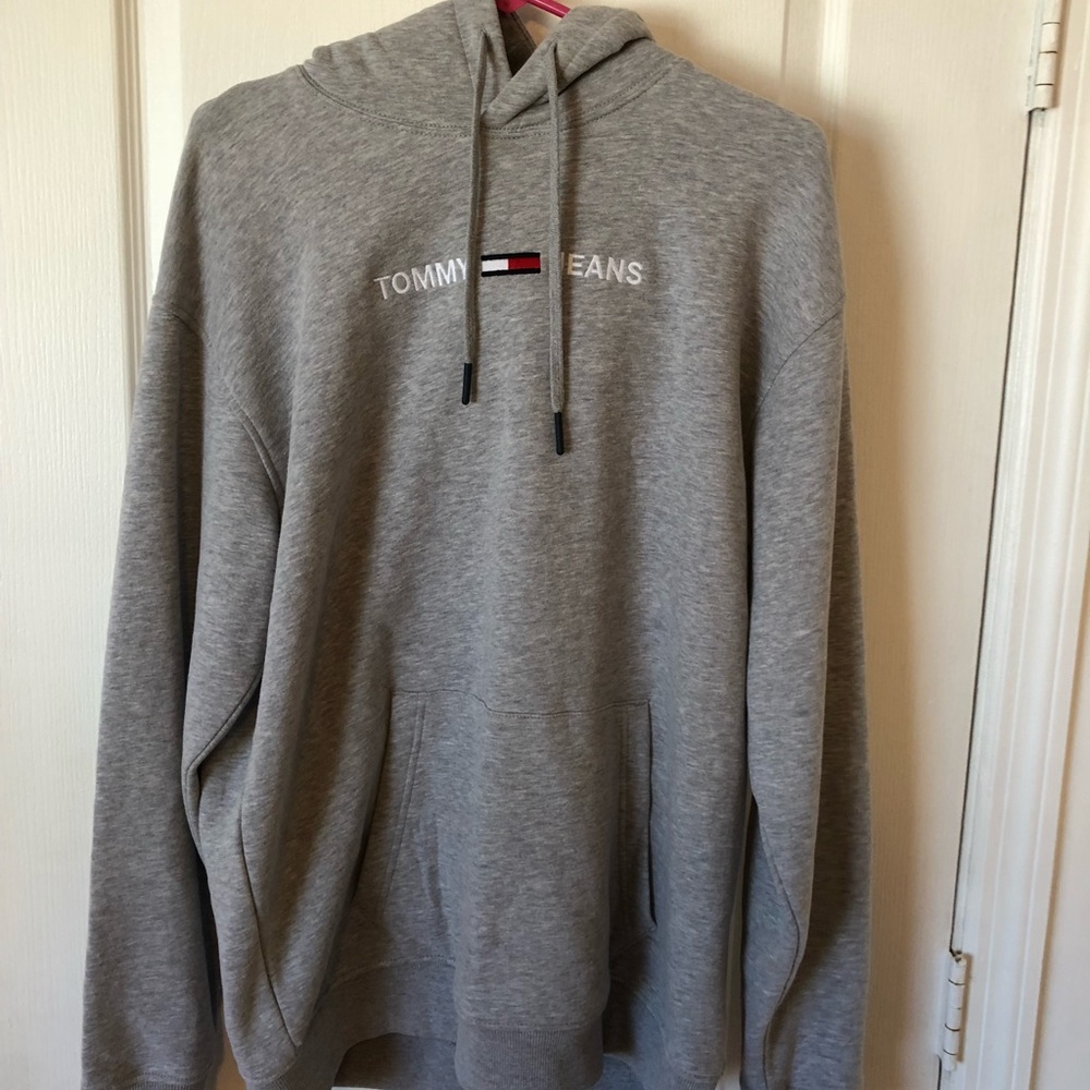 BRAND NEW W/tags Tommy Hilfiger relaxed fit hoodie